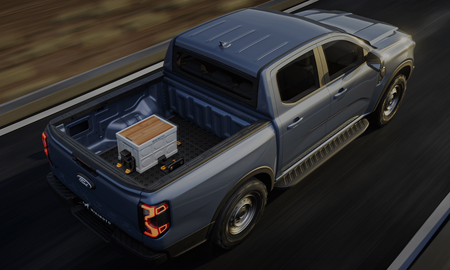 Ford Transit trunk kit protecting cargo from scratches and dirt